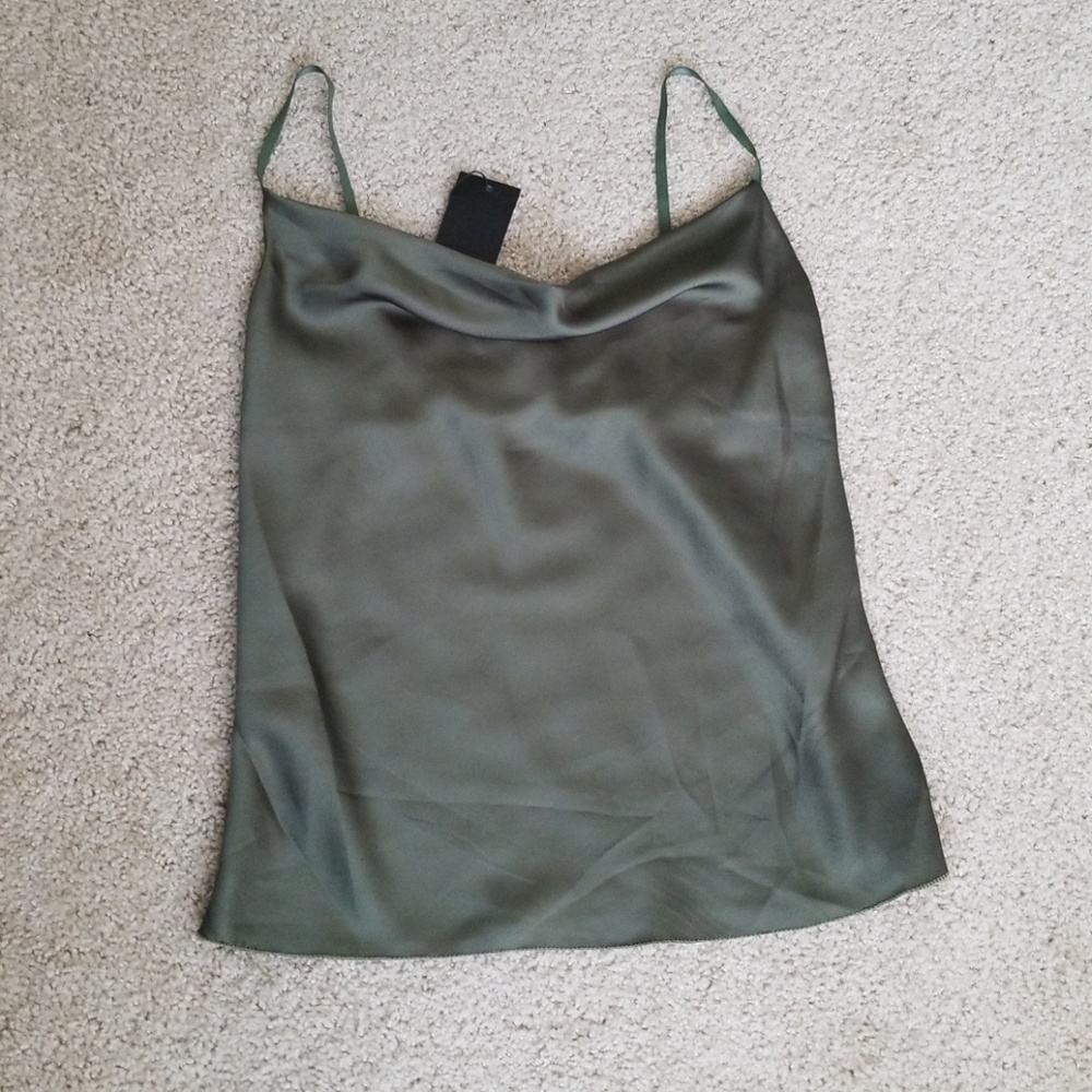 IN STOCK Olive Top - Picture 2 of 2